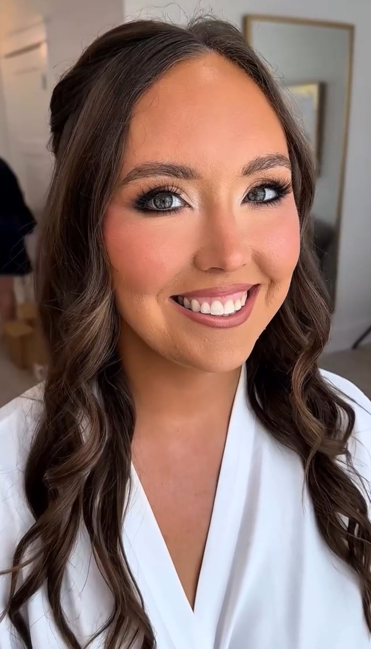 makeup artist
