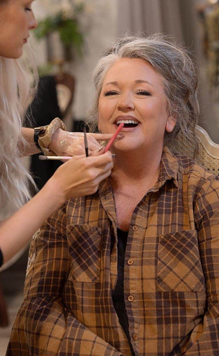 makeup artistmakeup artist