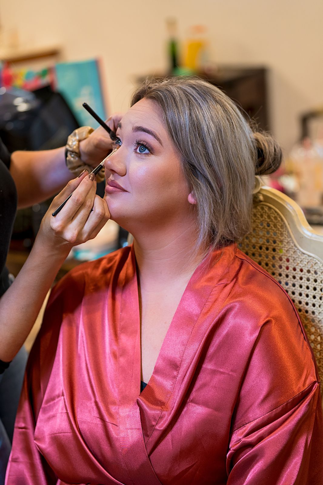 makeup artist
