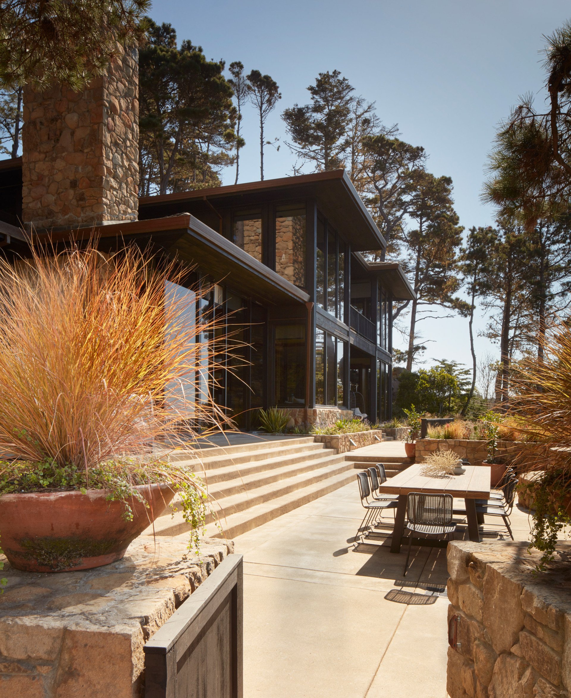 Image of outdoor patio designed by Dakota DesignWorks