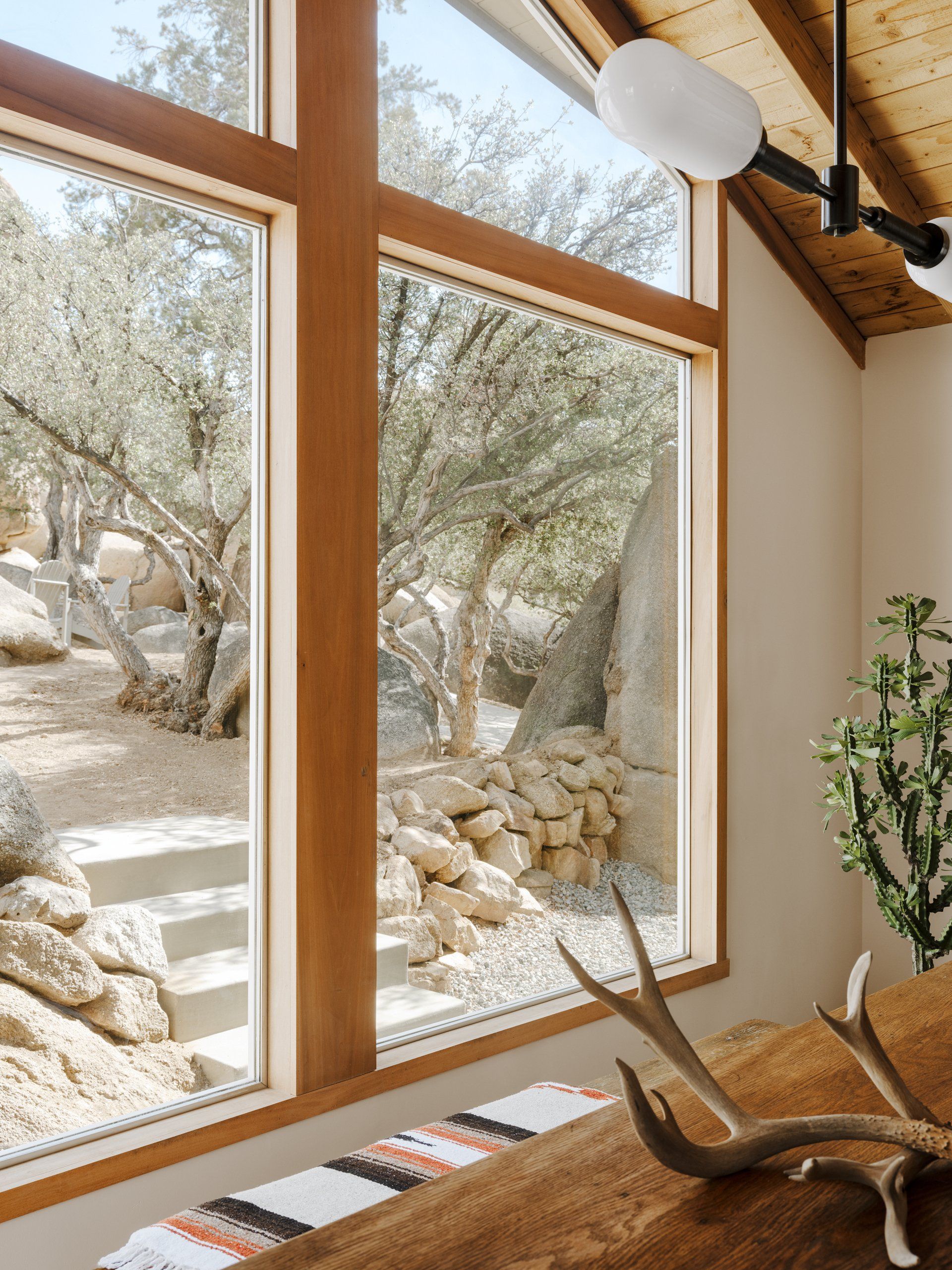 dining room of a home in Pioneertown designed by Dakota DesignWorks