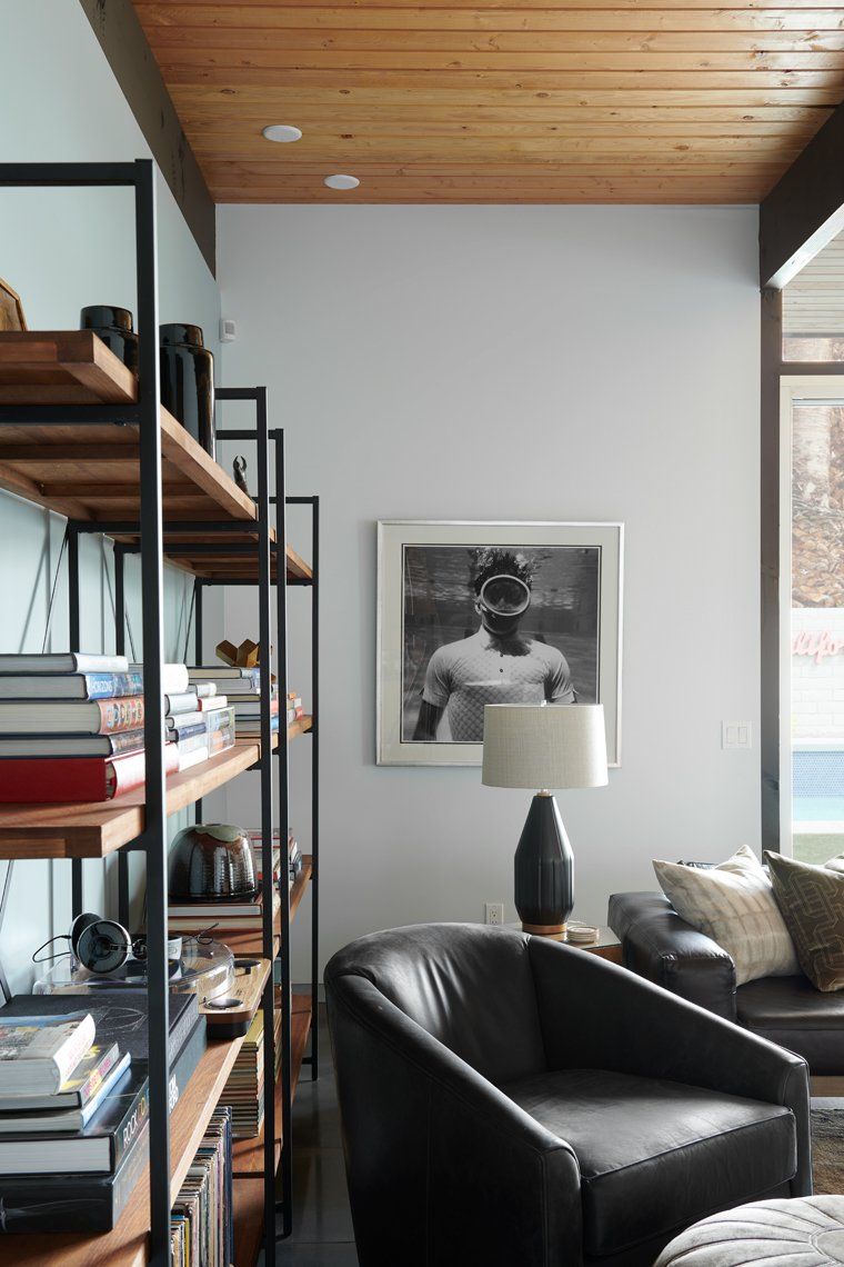 Living room of a house in Palm Springs designed by Dakota DesignWorks