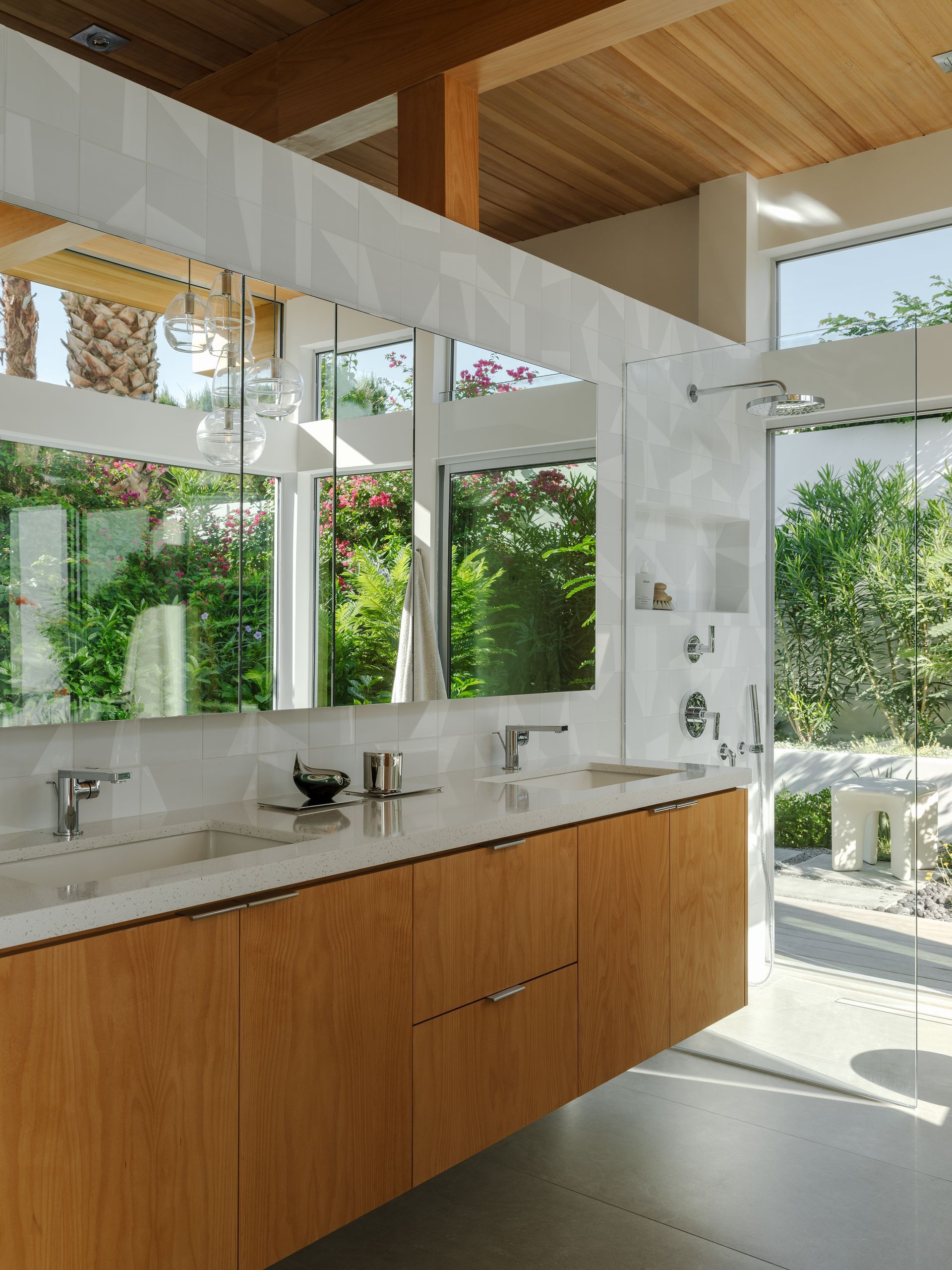 home in Palm Springs designed by Dakota DesignWorks