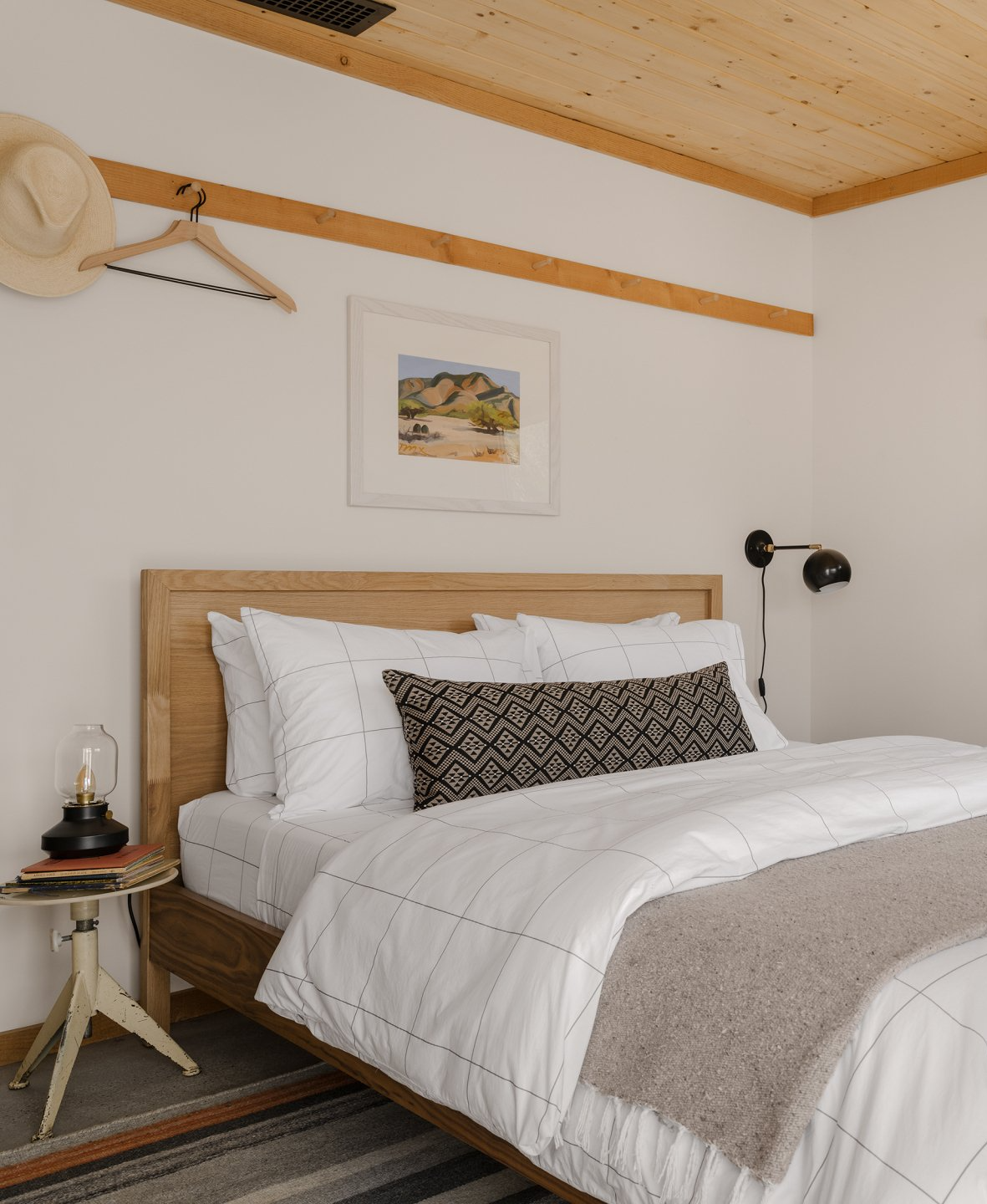Bedroom in a home in Pioneertown designed by Dakota DesignWorks