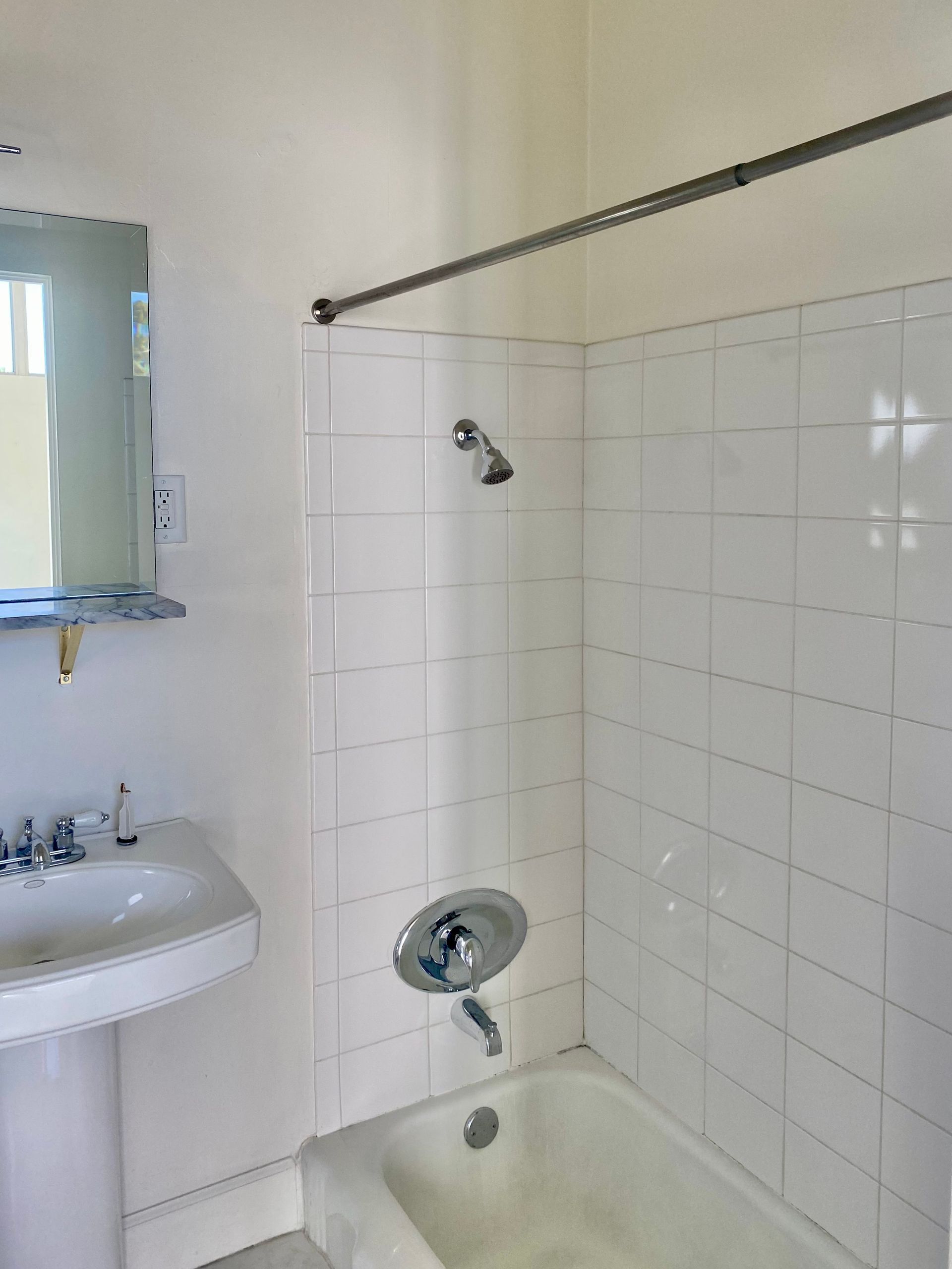 before of palm springs remodel completed by Dakota DesignWorks