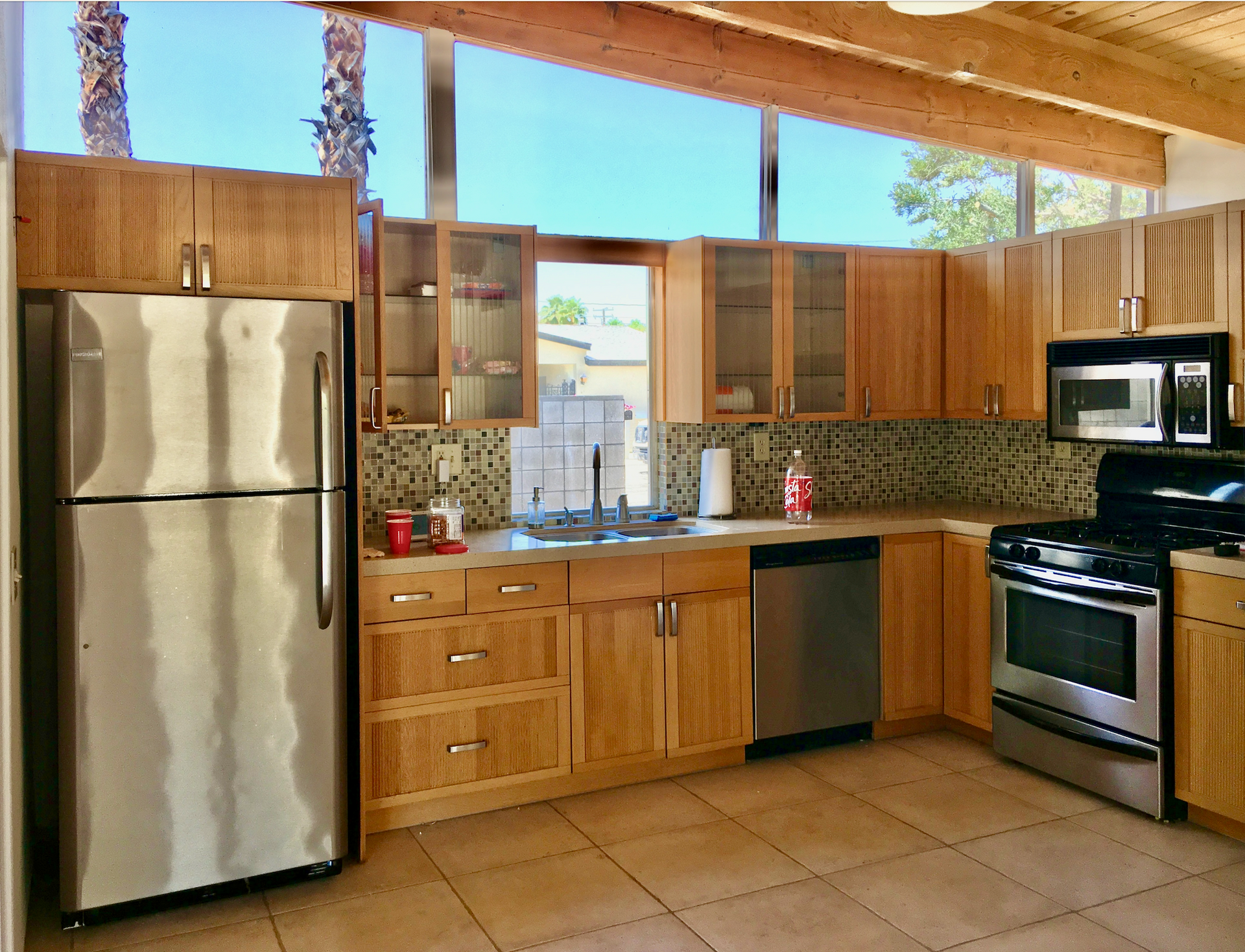 before of palm springs remodel completed by Dakota DesignWorks