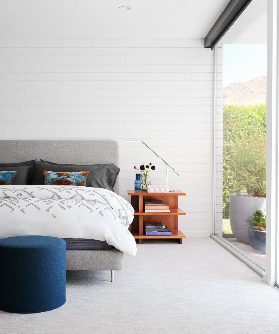 bedroom in a Palm Springs house designed by Dakota DesignWorks