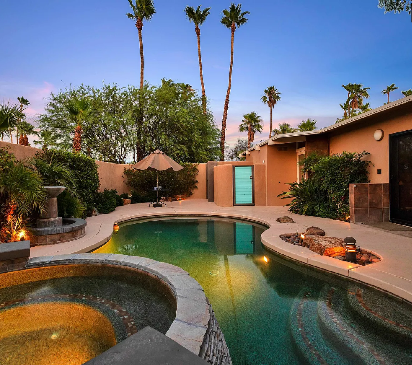 before of palm springs remodel completed by Dakota DesignWorks