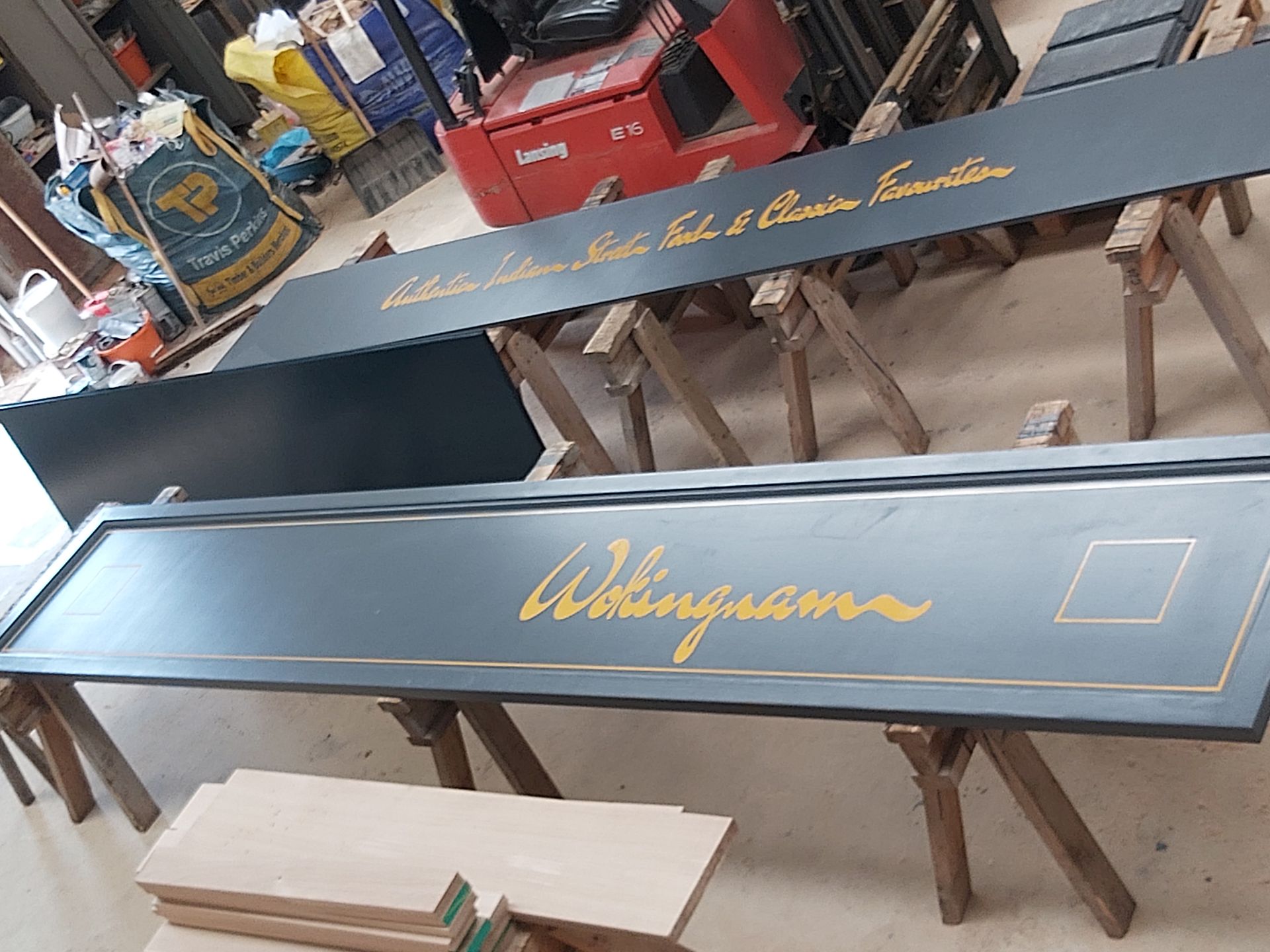 Signwriter Merch Ascot Signs Traditional Signwriter