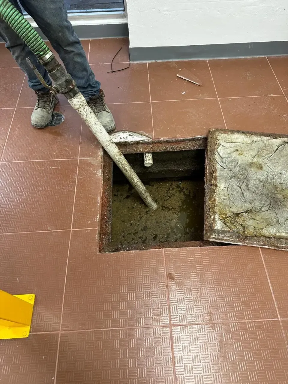 Botón a página de limpieza de trampas de grasa