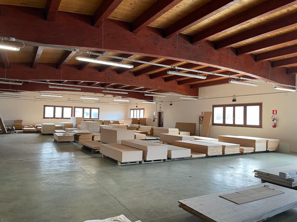 Interno showroom serramenti