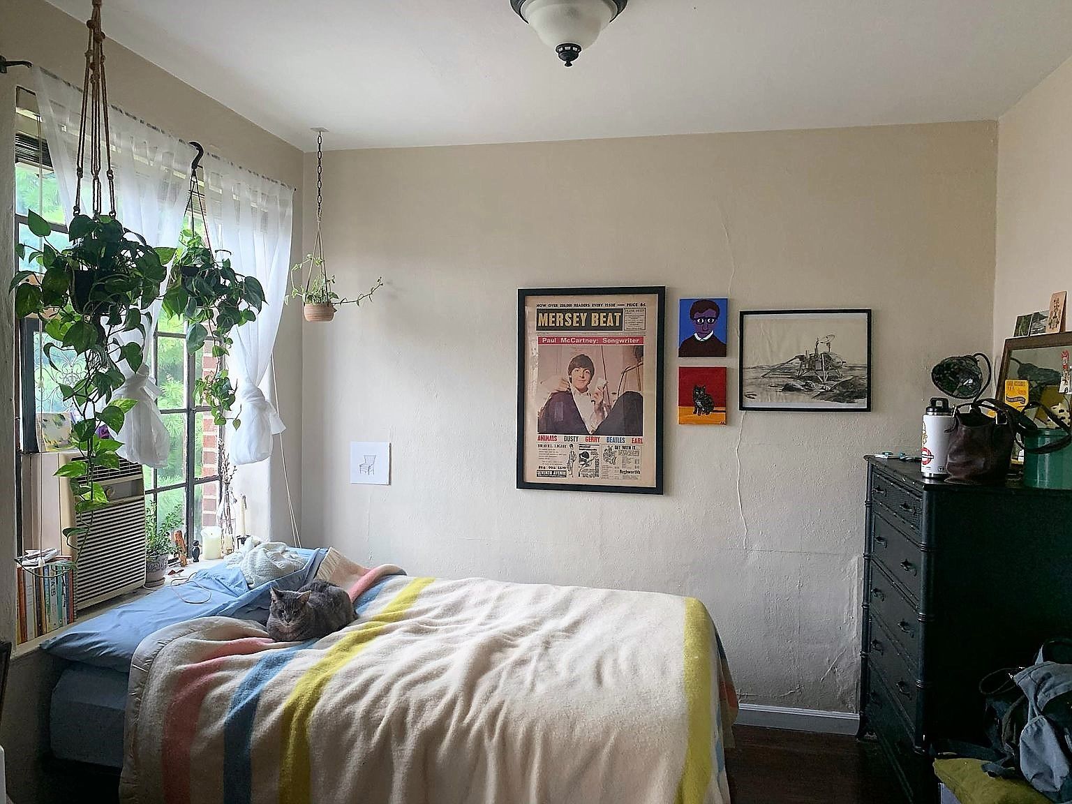Bedroom photo in Lincolnshire Apartments