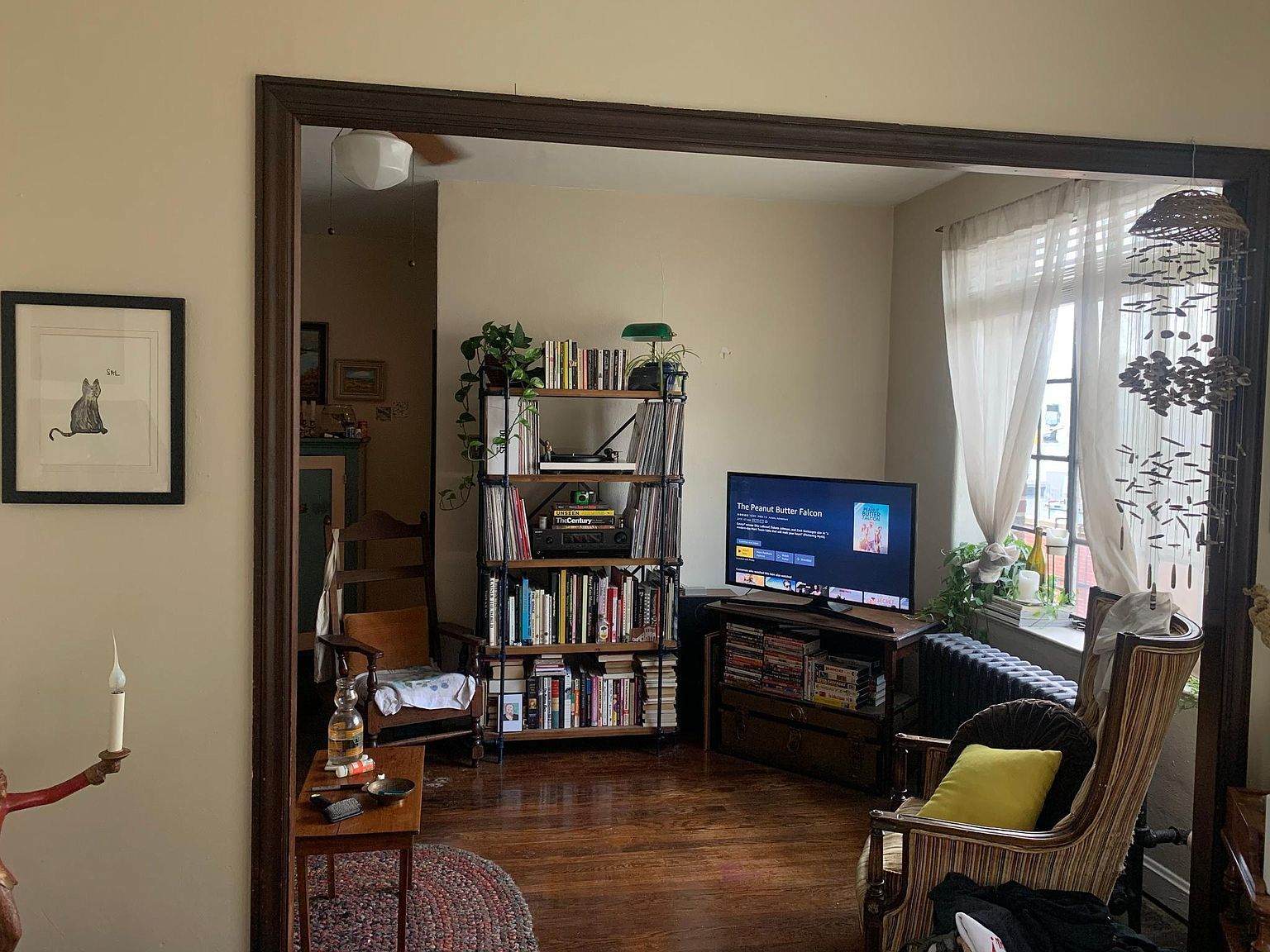 Living room photo in Lincolnshire Apartments