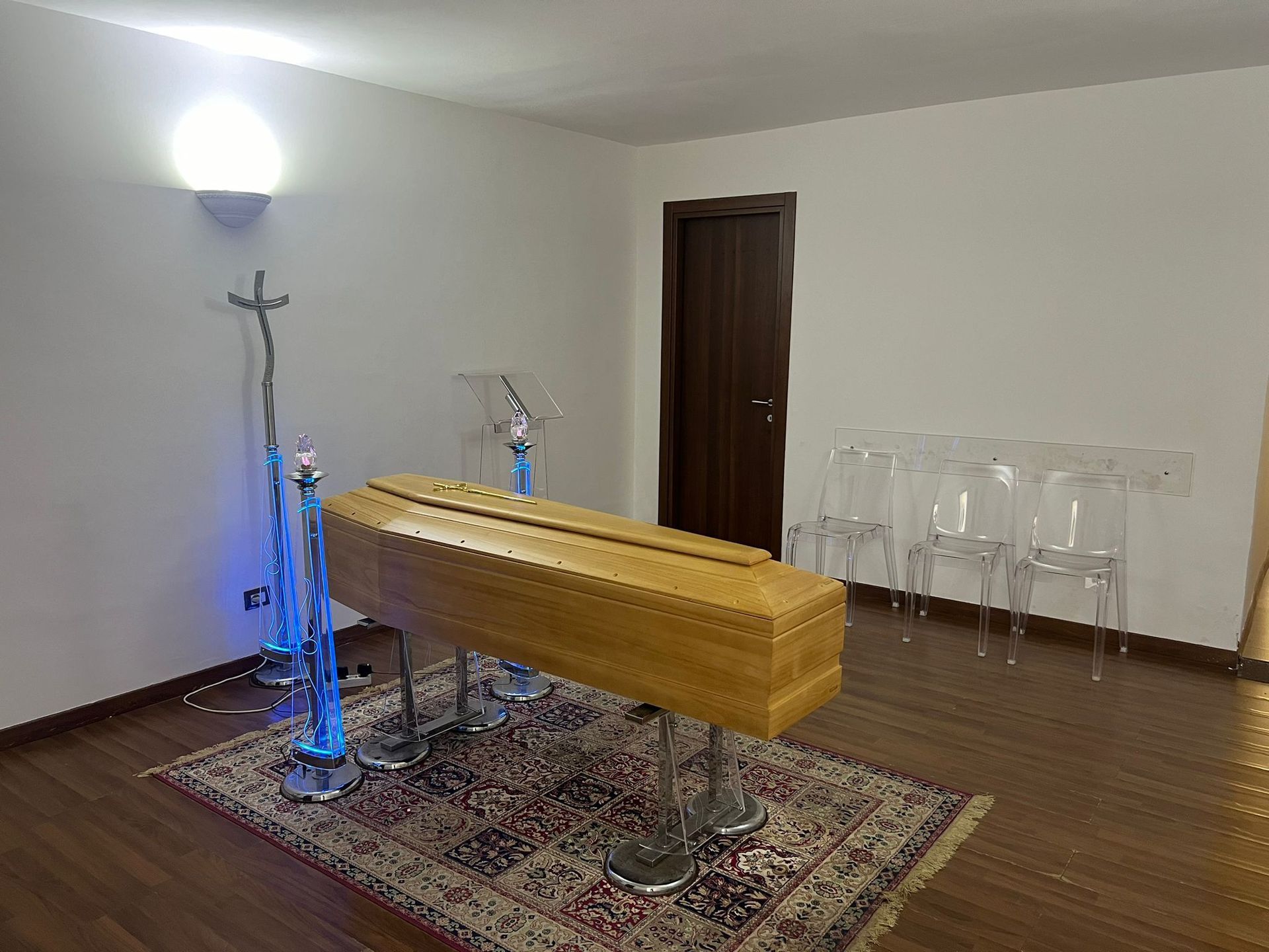 interni casa del commiato