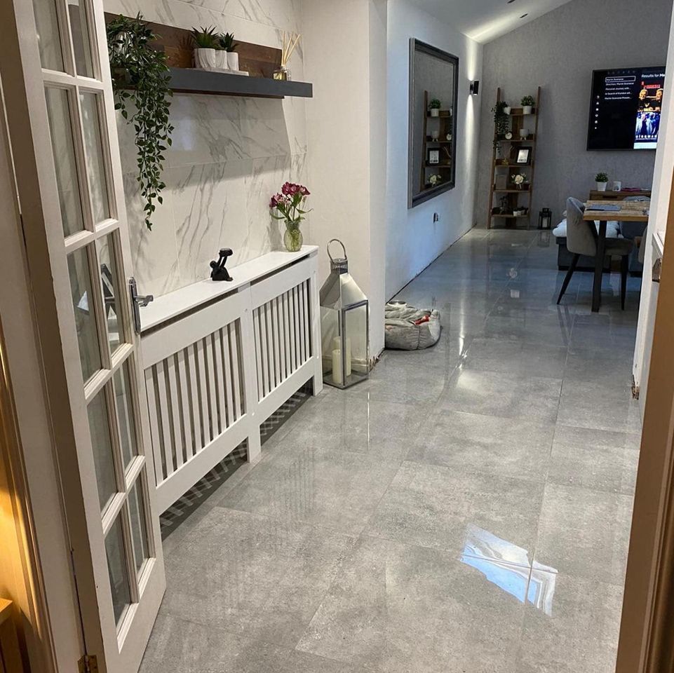 Kitchen tiles bathroom tiles Blackburn Darwen