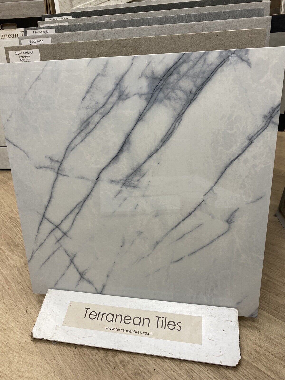 job lot tiles accrington