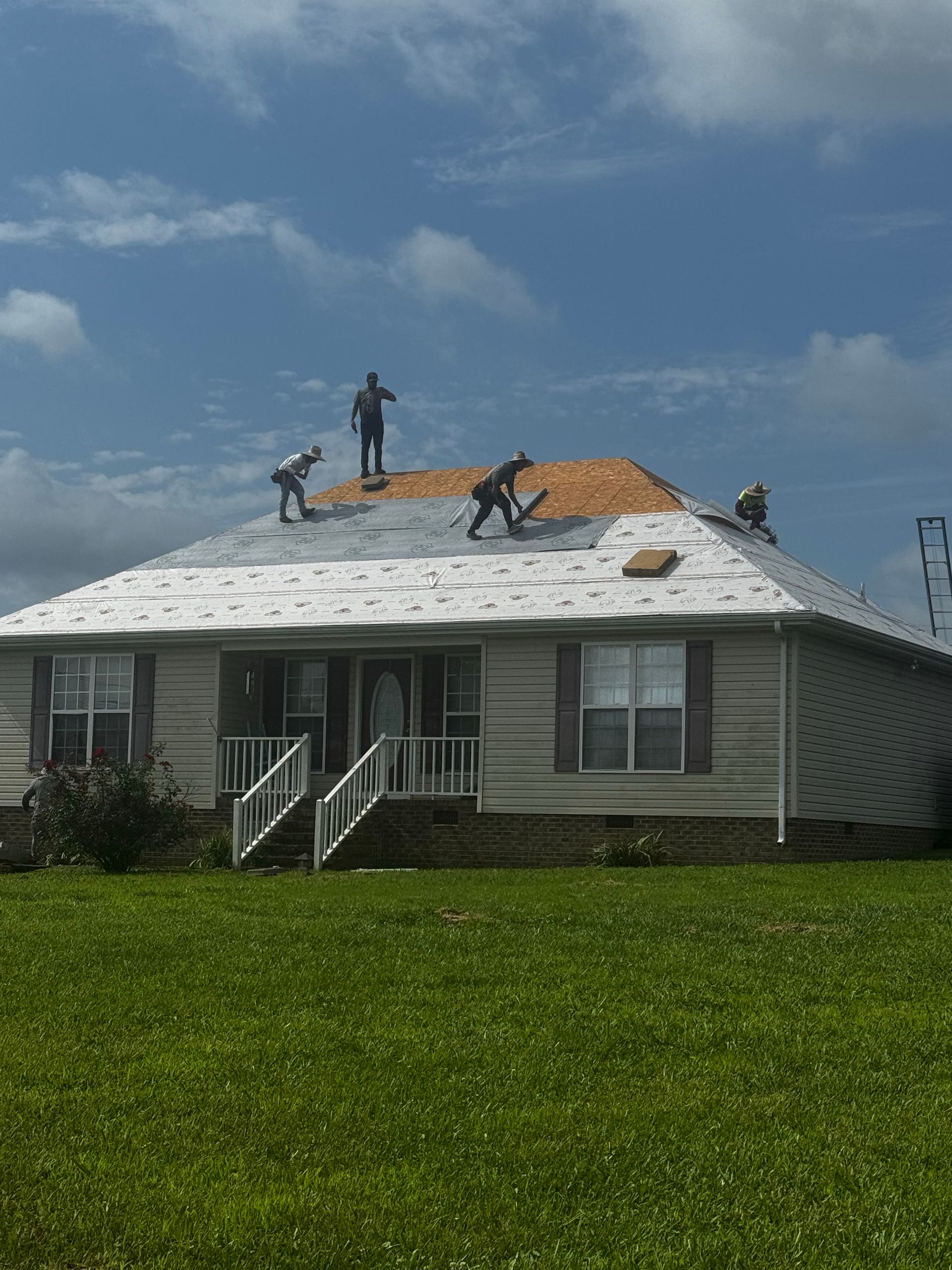 Completed roofing replacement on a single-family home in Fayetteville, TN