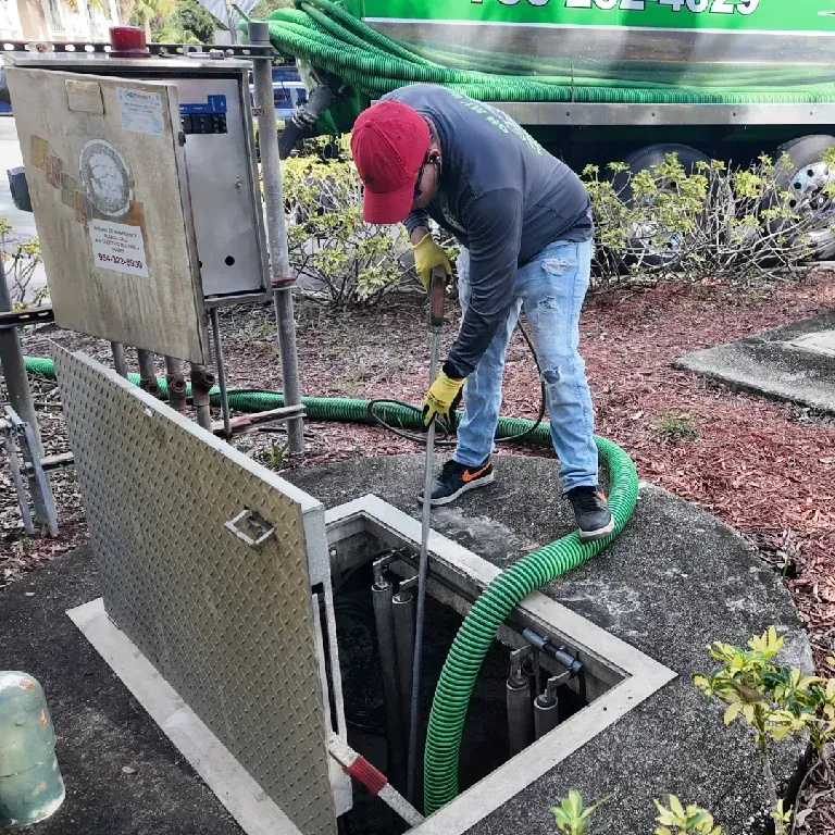 Emergency Lift Station Service in Hollywood