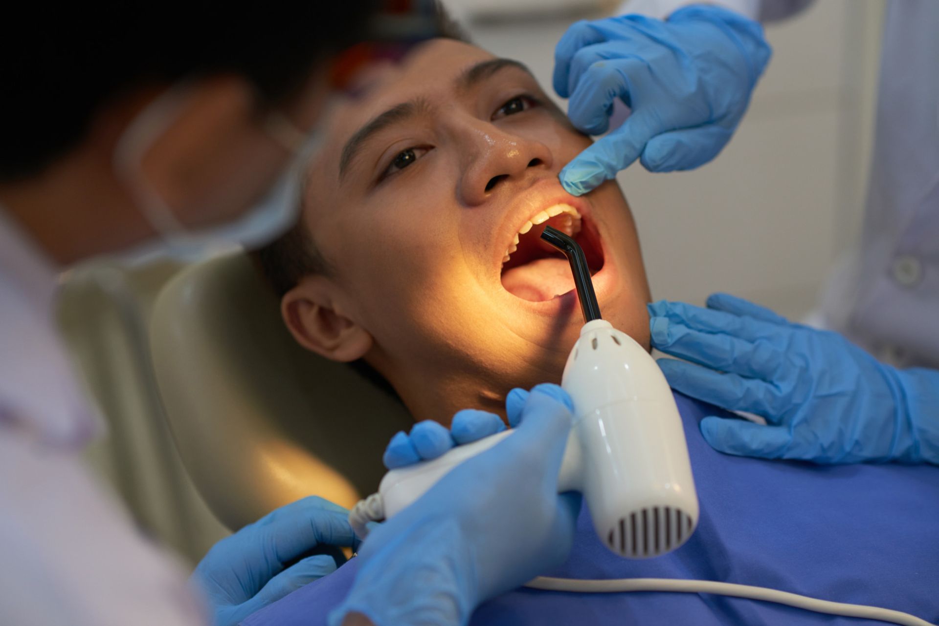 Tooth regeneration research exploring experimental treatments to regrow natural teeth and future alt