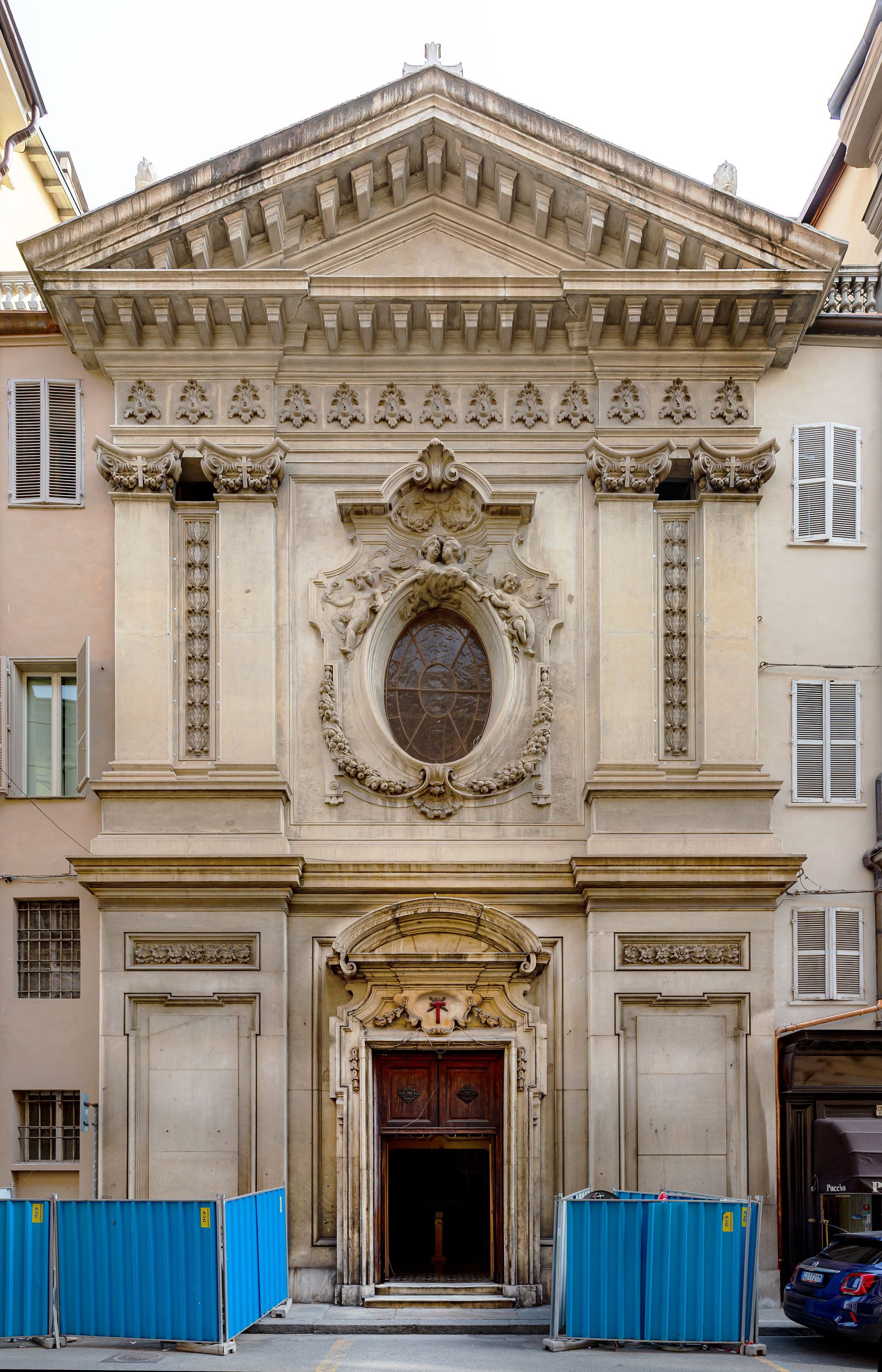 affreschi di Corrado Giaquinto prima del restauro