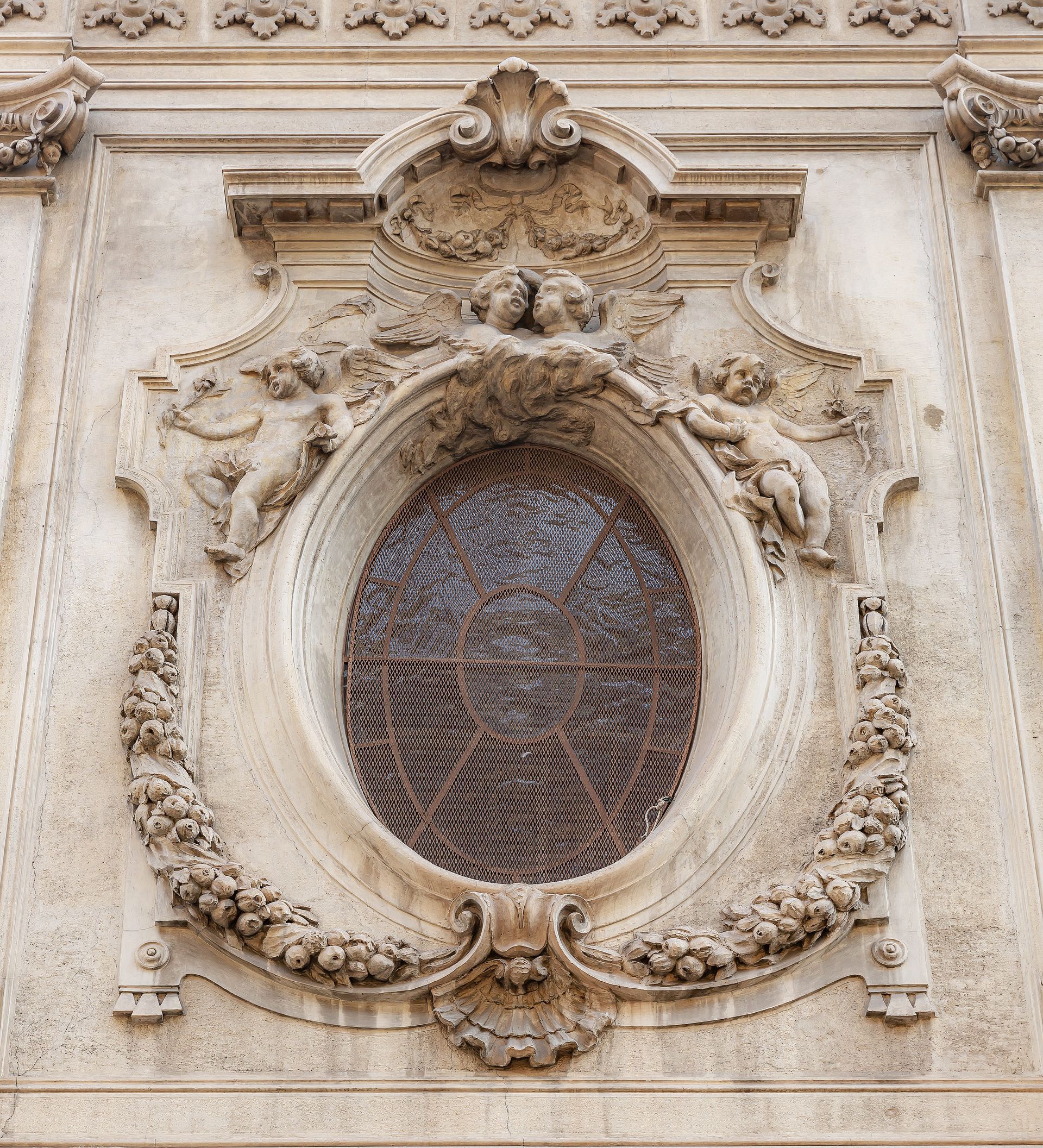 affresco di Corrado Giaquinto prima del restauro