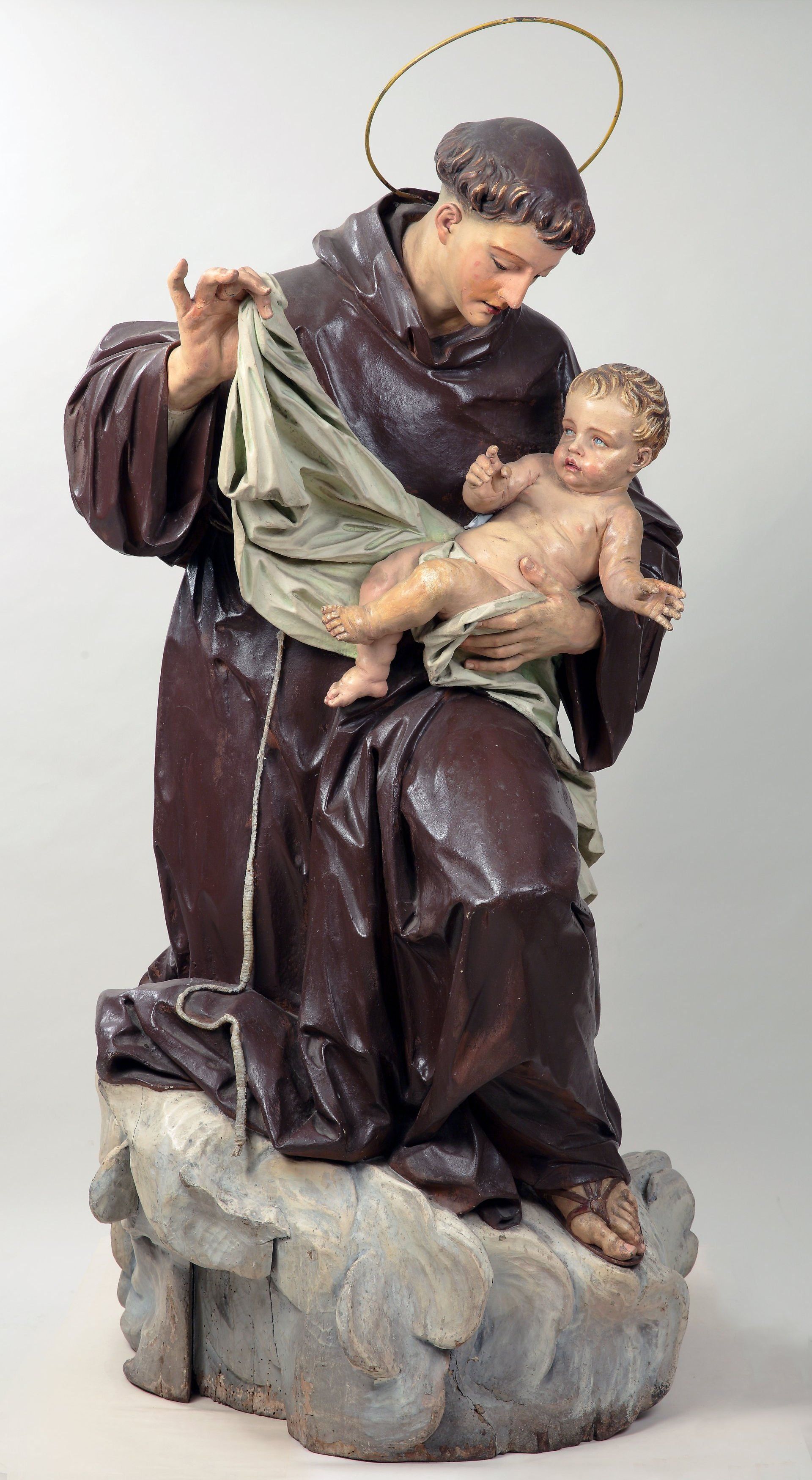 affreschi di Corrado Giaquinto prima del restauro
