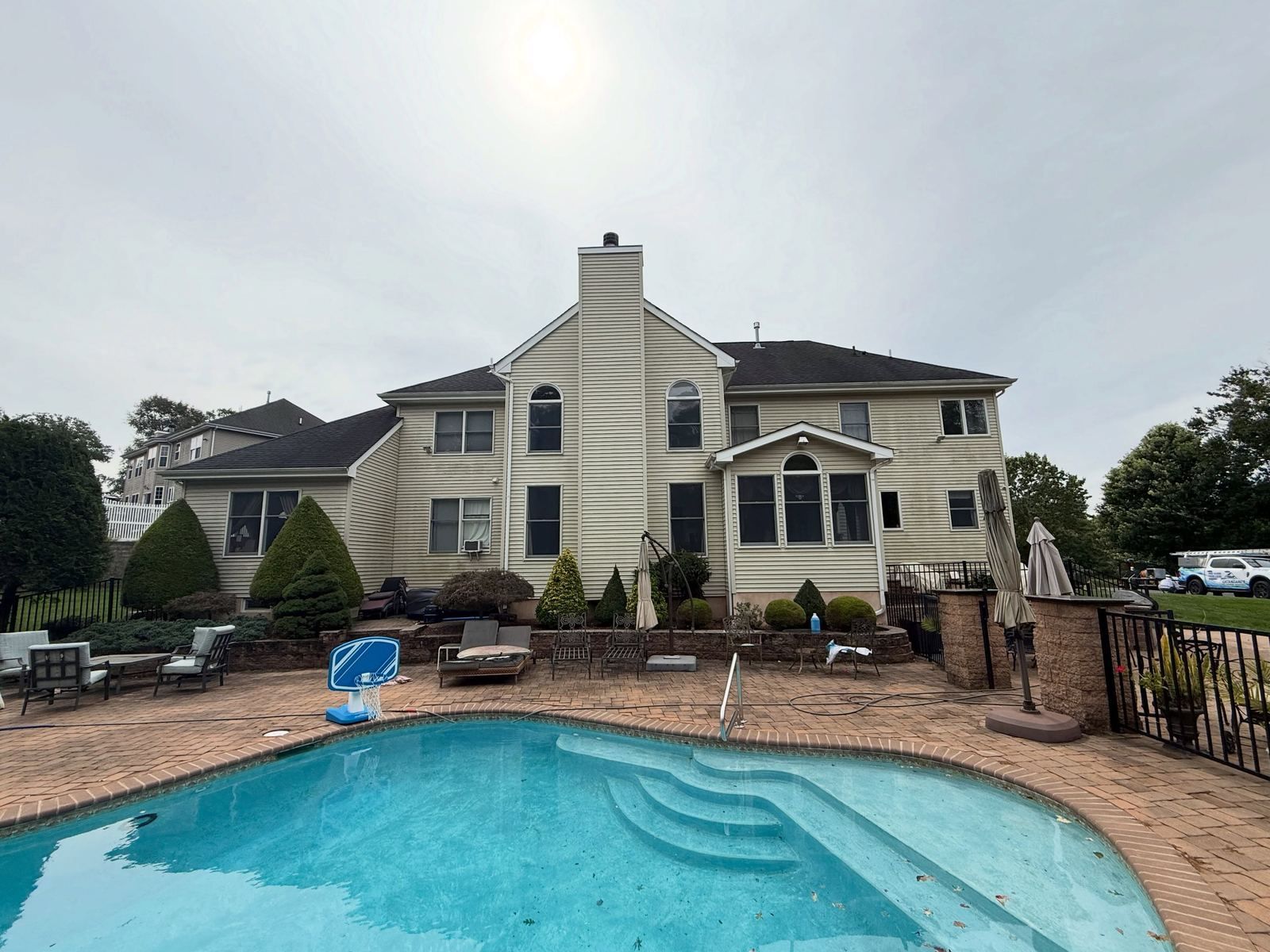Pool deck at colonial — Catanzaro's Power Washing
