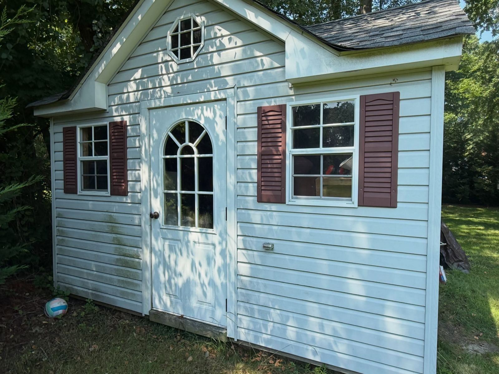Garden shed with arched windows, after — Catanzaro's Power Washing