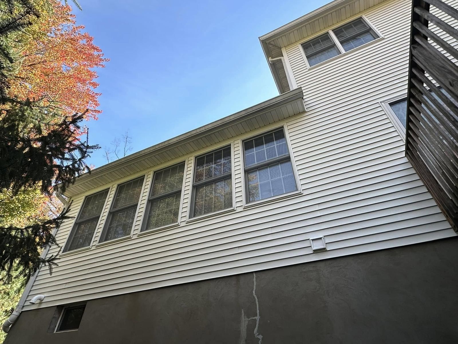 Siding on sunroom wall — Catanzaro's Power Washing