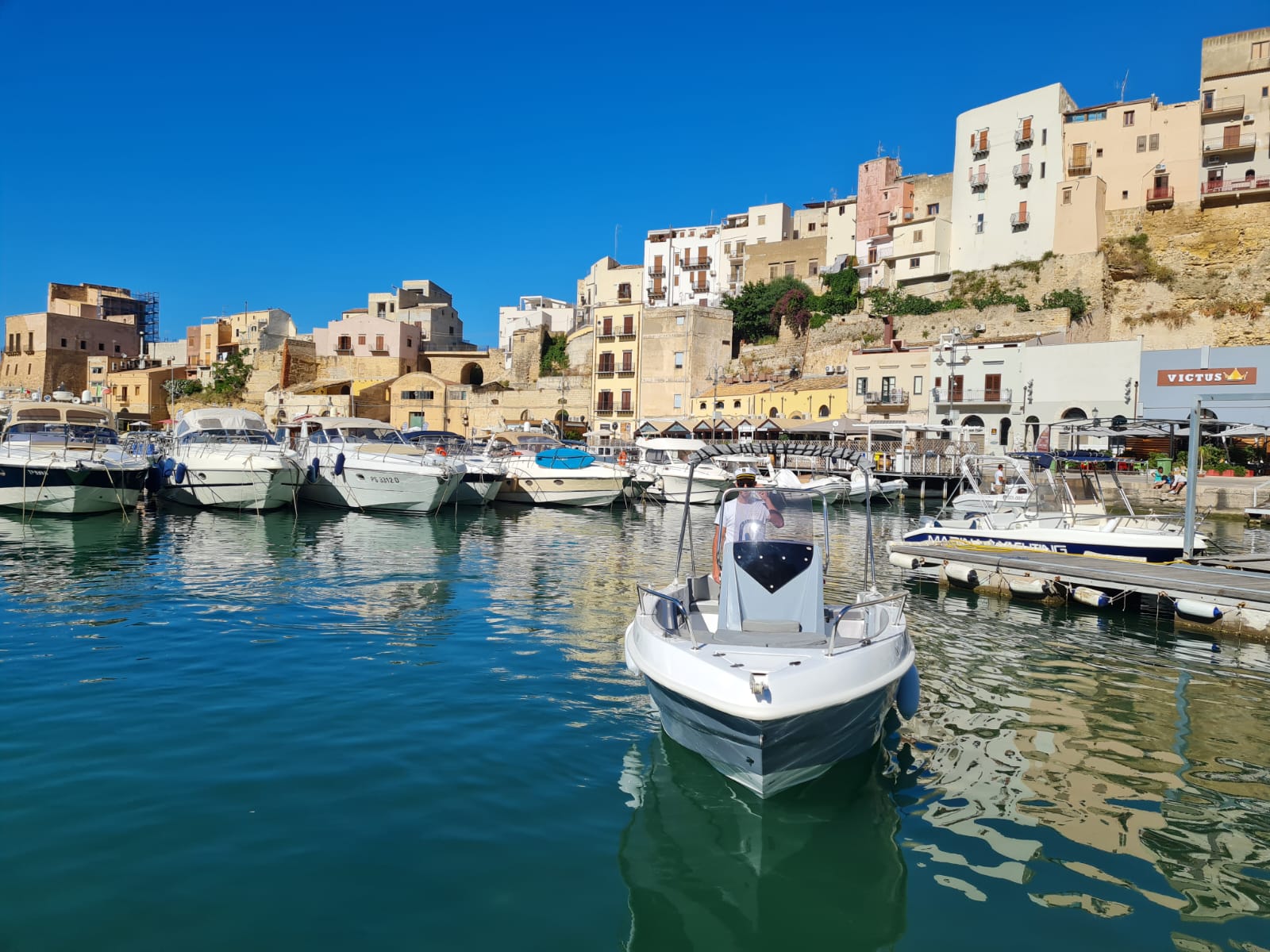 Noleggio Barche Castellammare del Golfo