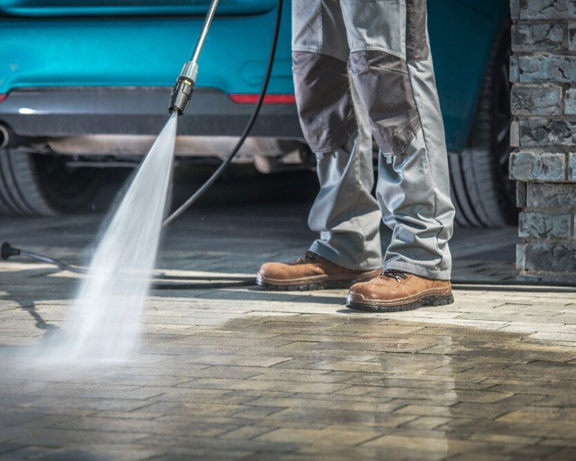 Revitalising Exterior Spaces with Professional Pressure Washing for Driveways - Comprehensive Cleaning Services in Ballina