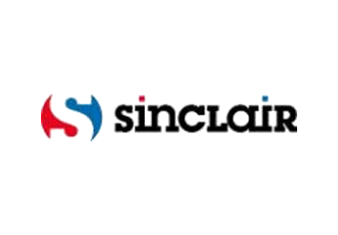 Logo Sinclair con emblema rosso e blu e testo nero su sfondo bianco.