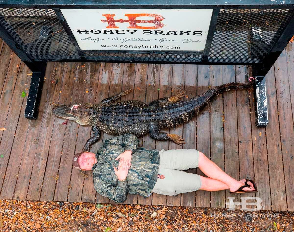 how to book a hunt Louisiana hunting lodge