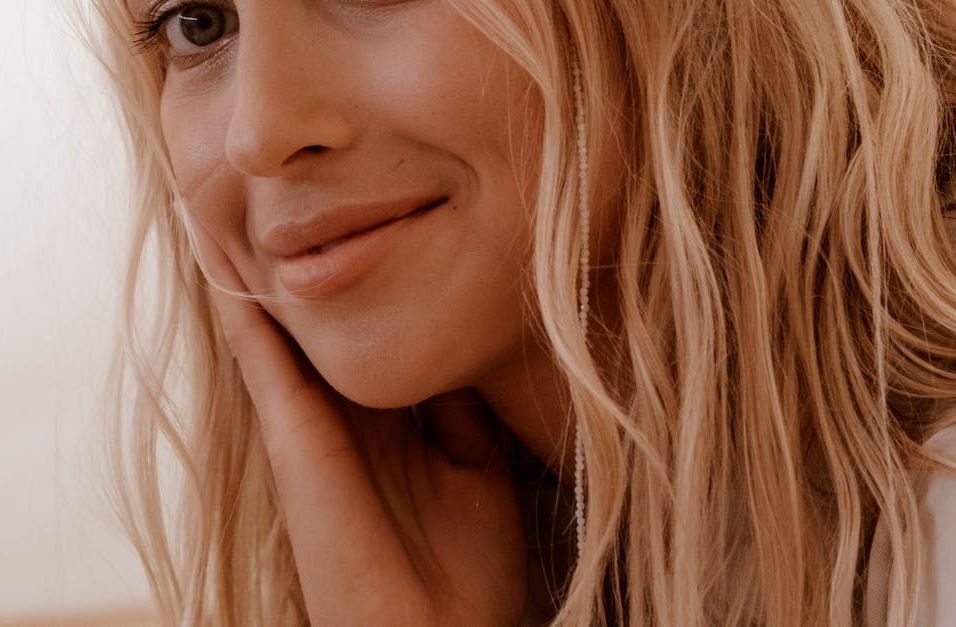 how to get beach waves, beach wave hair, beach wave the beauty room, beach wave guide