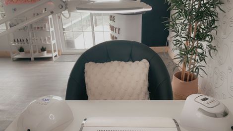 about us, the beauty room