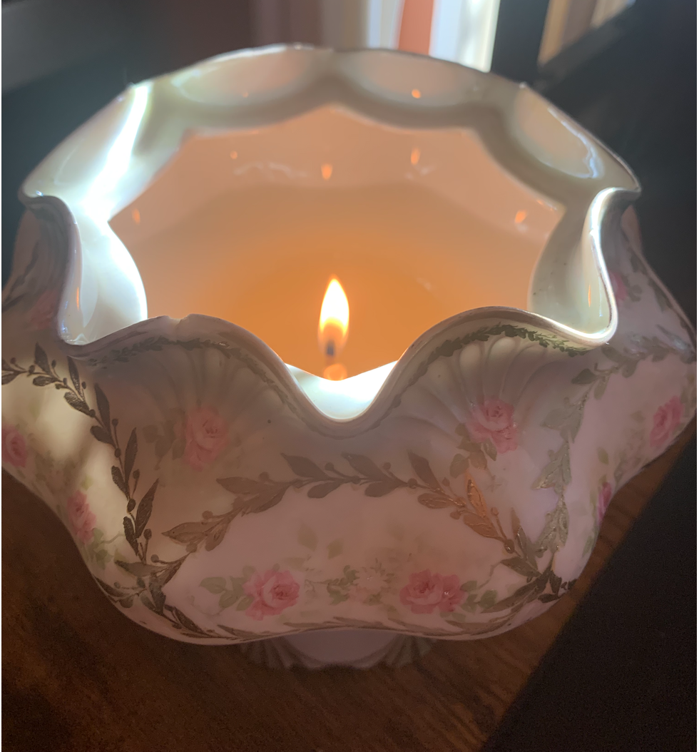 Chix and Wix Candle Lit