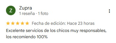 Reseña de 5 estrellas con comentario positivo sobre el servicio de “Zupra”.