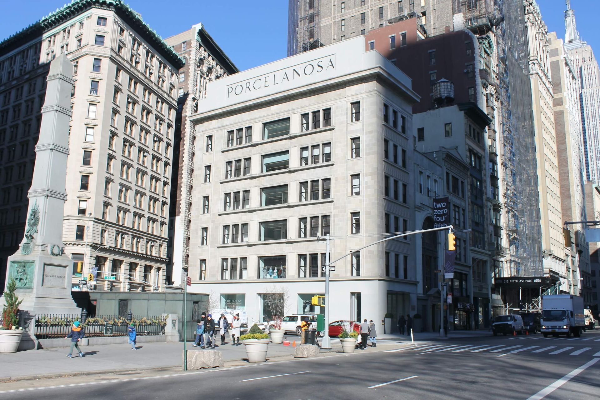 PORCELANOSA BUILDING, NEW YORK, NY