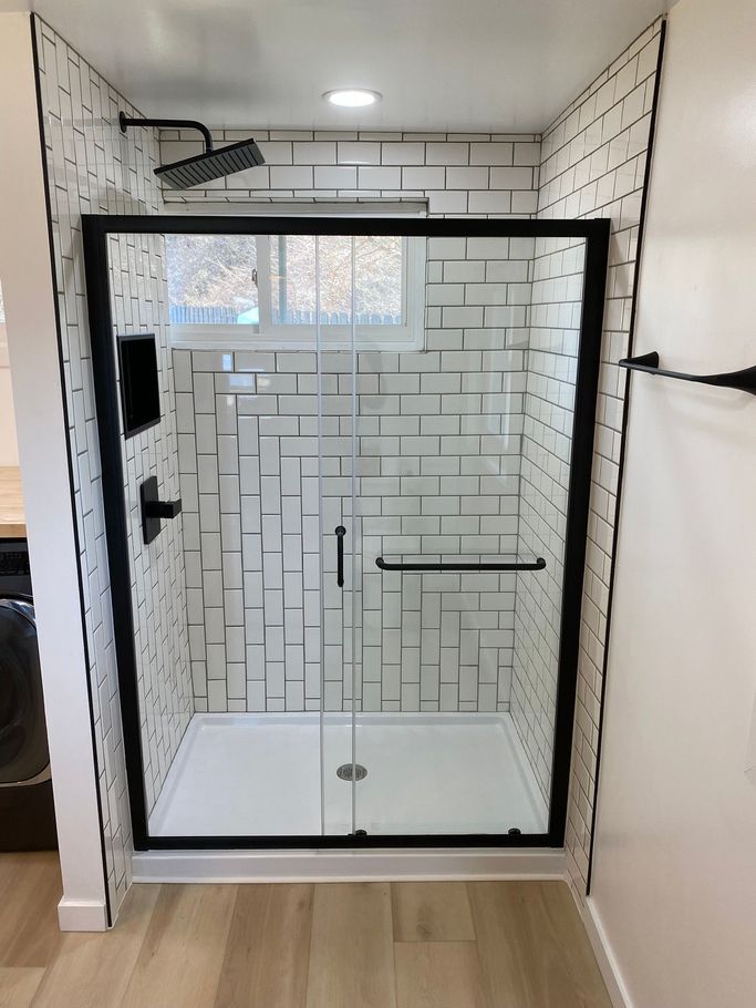 Bathroom Remodel — Ravenna, MI — R.L.A.N. Home Repair Bathroom Remodel — Ravenna, MI — R.L.A.N. Home Repair