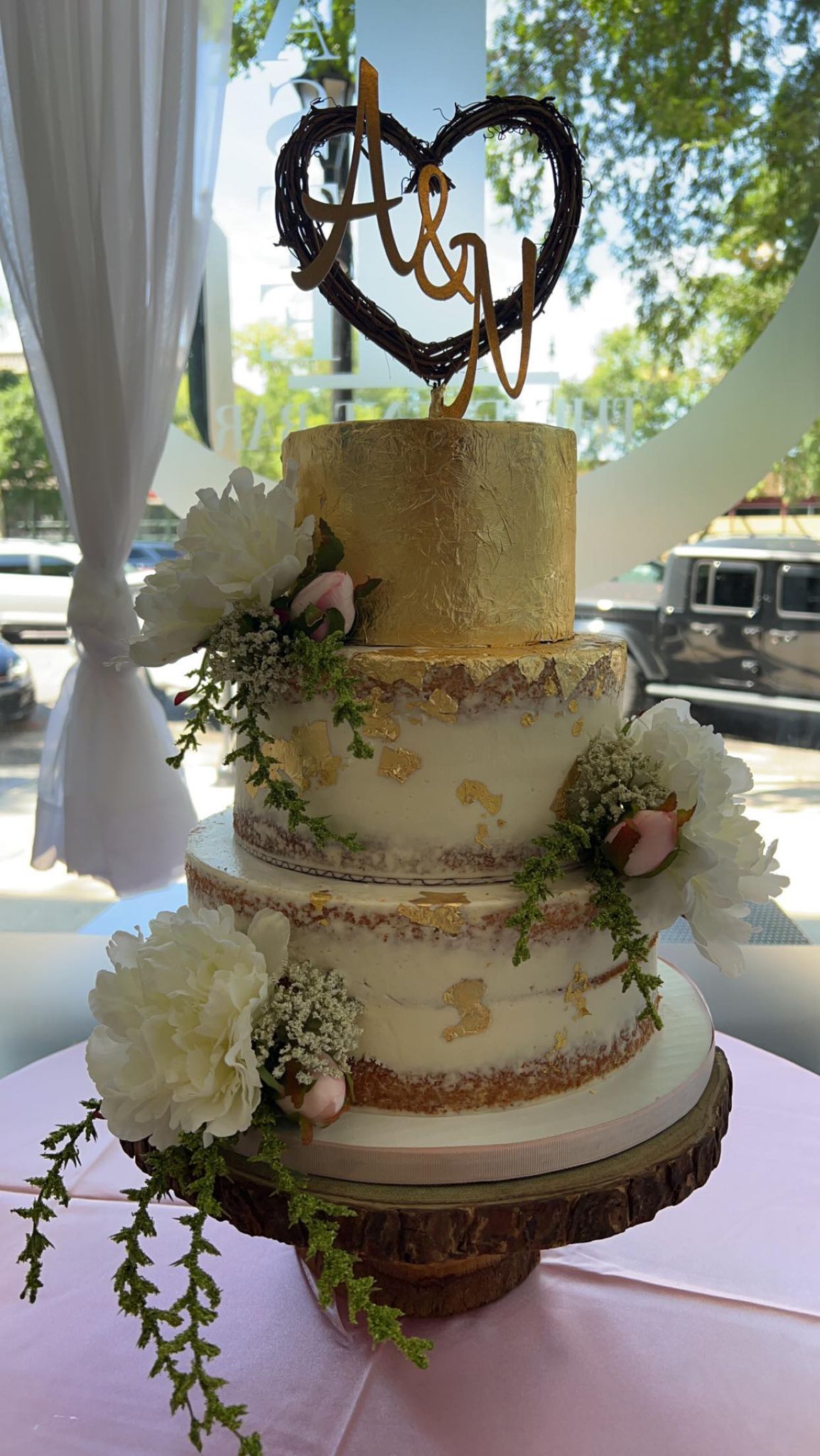 White and Gold Theme Wedding Cake - Augusta, GA - Toaste
