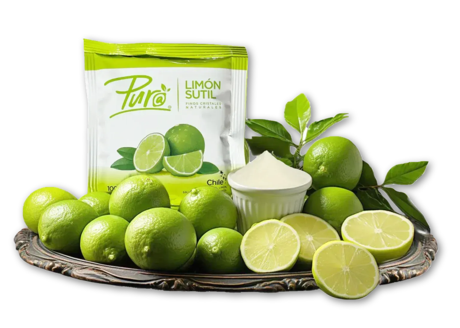 Limas verdes en una bandeja de plata con una bolsita de polvo de lima