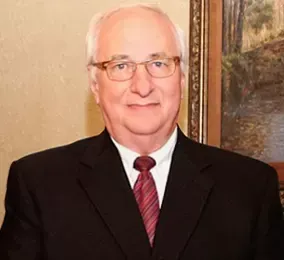Attorney Tom Kiehnhoff