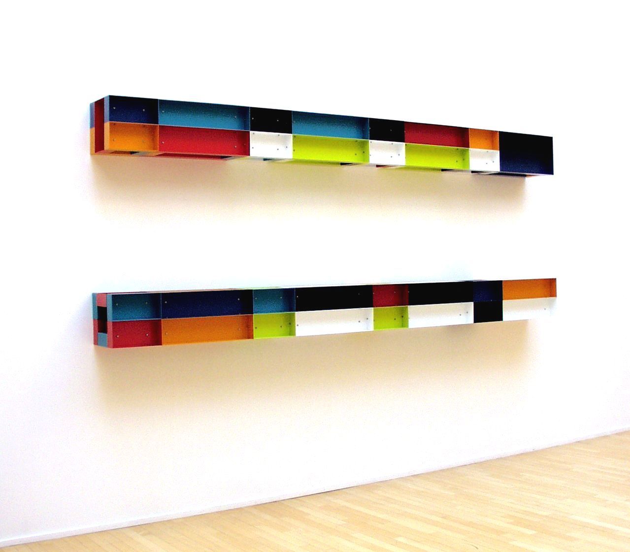 Donald Judd: sculpture double wall piece