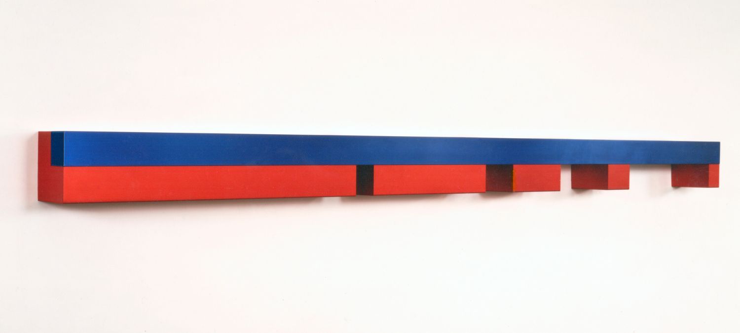 Donald Judd: sculpture untitled, progression, aluminum