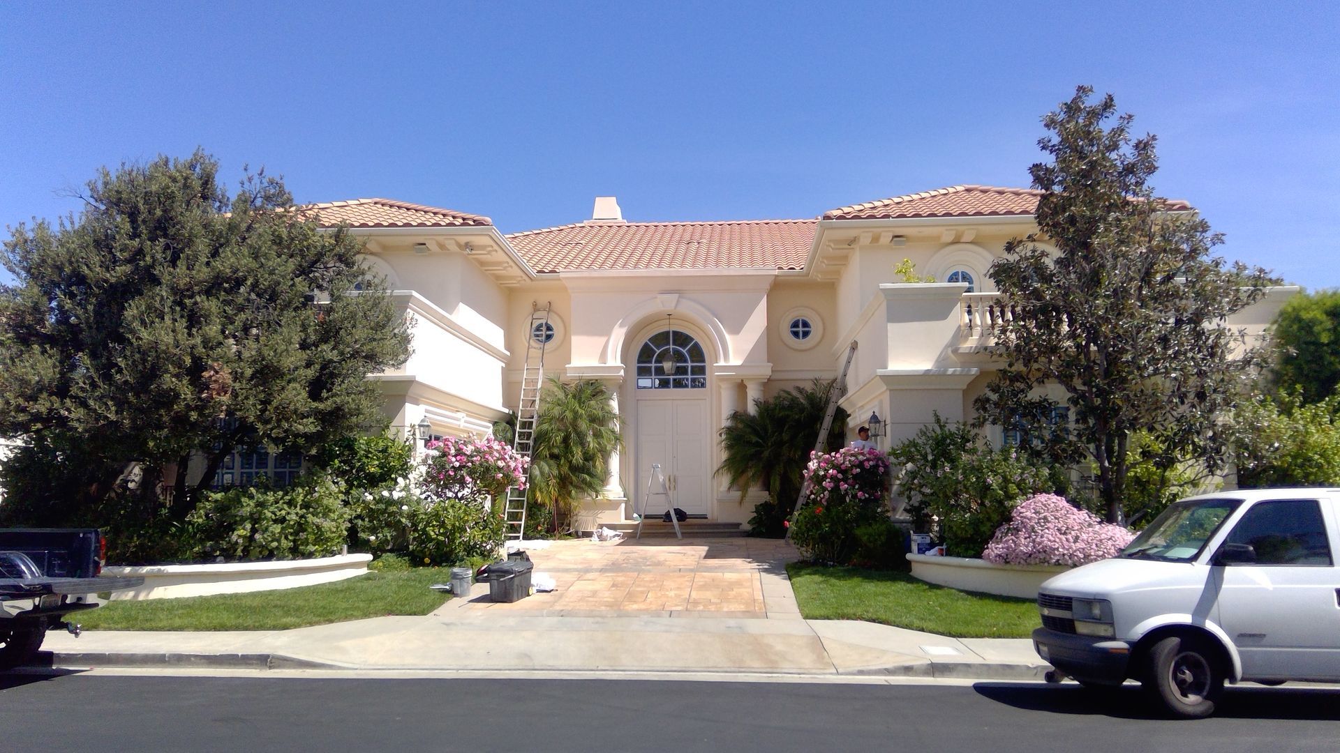 Angora Coatings Residential exterior painting Glendale CA