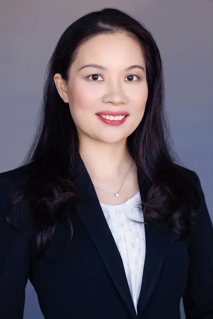 Attorney Jing (Linda) Lin Headshot