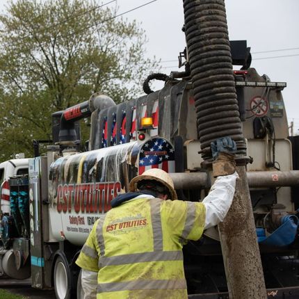 Picture of A Hydro Utility Truck | Grove City, OH | CST Utilities Picture of A Hydro Utility Truck | Grove City, OH | CST Utilities