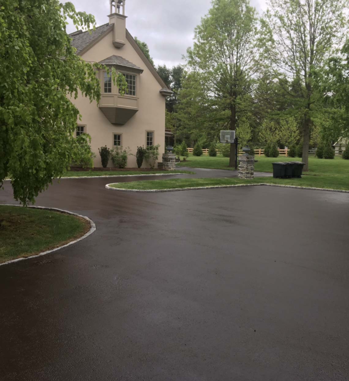 Driveway Sealcoating, Driveway repair, Montgomery County PA