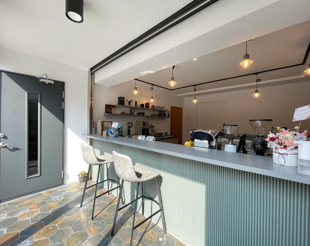 cafe in liuqiu