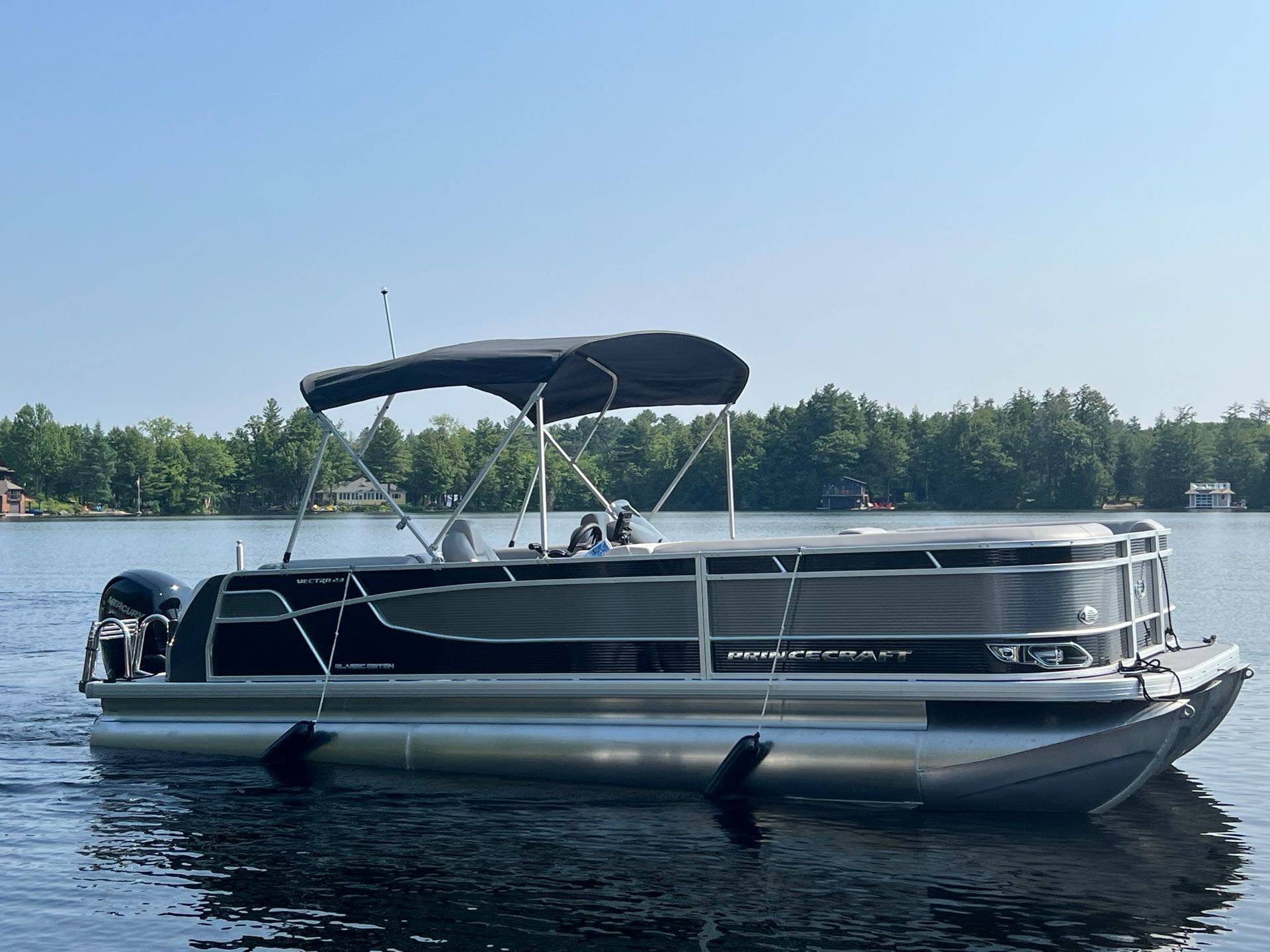Pontoon Boat  Rental 